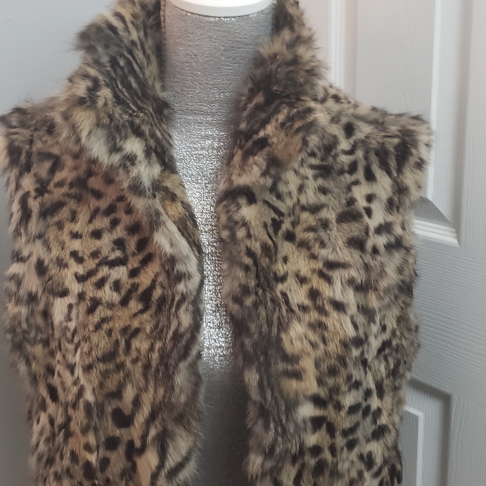 Sale Adrienne Landau Animal Print Vest - Picture 6 of 12